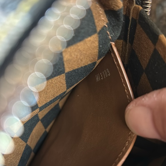 🌟 Louis Vuitton Damien Valisette Vertical 🌟 2019 Collection 🌟 - Picture 8 of 11